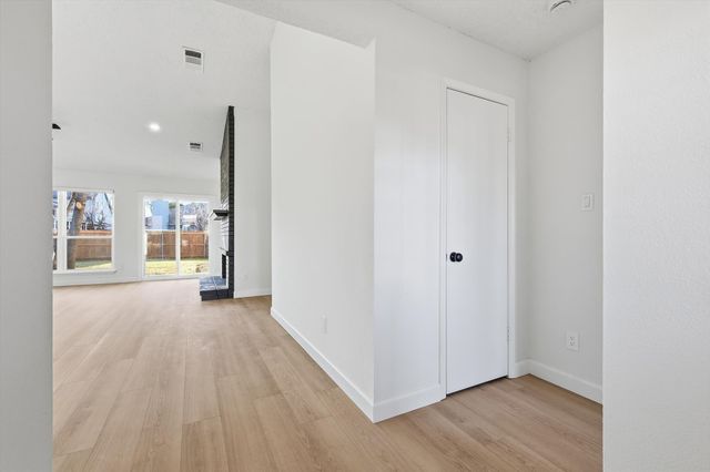 4113 Newton Street, The Colony, TX 75056