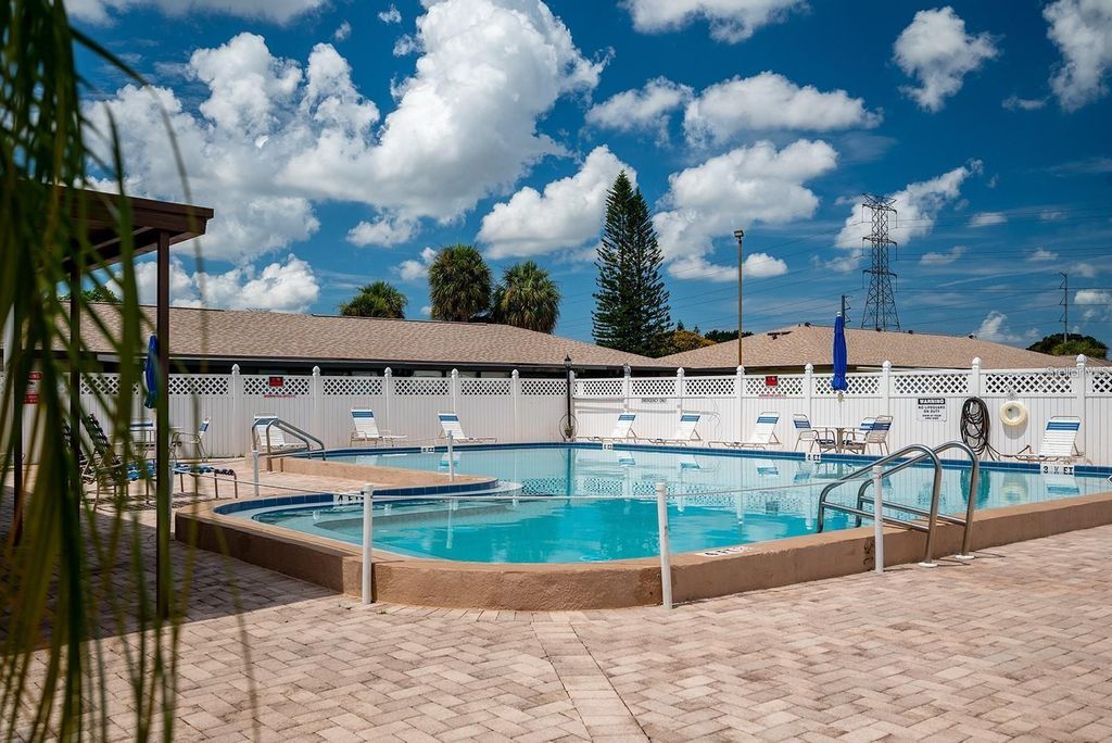 Image 18 of property listing at 24862 US HIGHWAY 19 N 1902, Clearwater, FL 33763