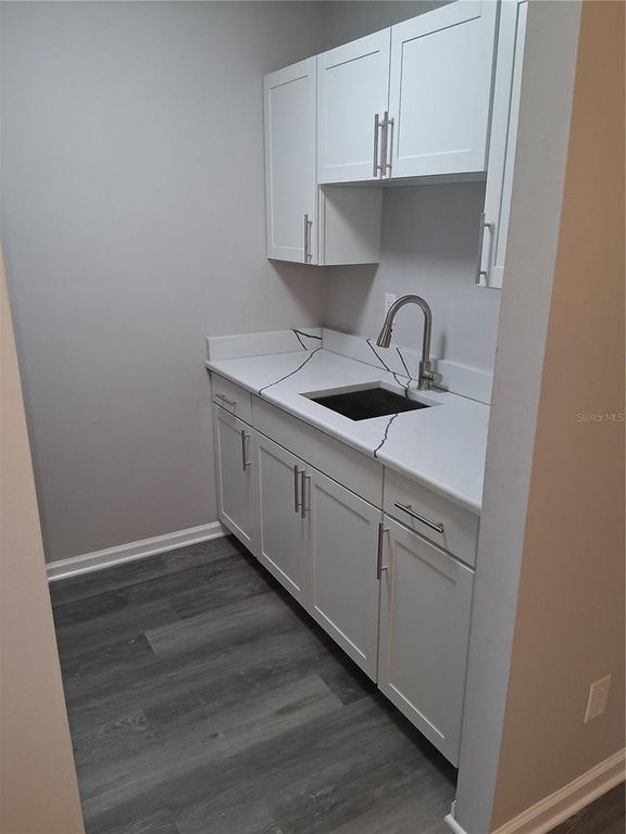 Image 6 of property listing at 24862 US HIGHWAY 19 N 1902, Clearwater, FL 33763