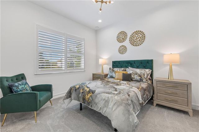 14265 Laguna Springs LN, Naples, FL 34114