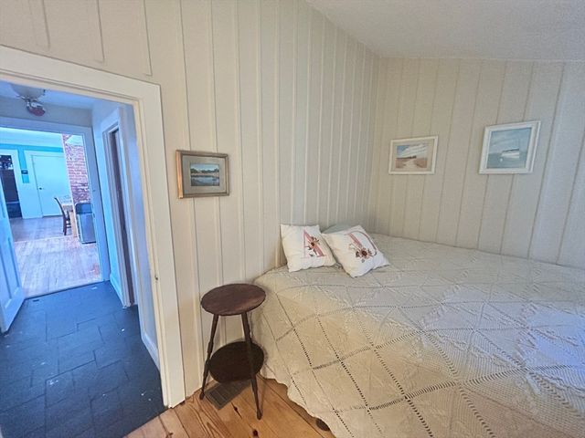 946 Route 6a, Dennis, MA 02638