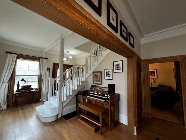 946 Route 6a, Dennis, MA 02638