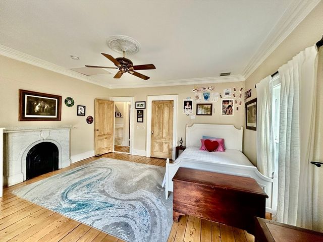 946 Route 6a, Dennis, MA 02638