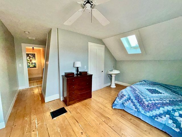 946 Route 6a, Dennis, MA 02638