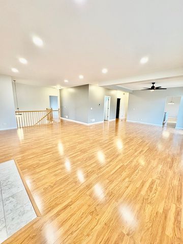 30 Beaconsfield Court 30, Lincolnshire, IL 60069