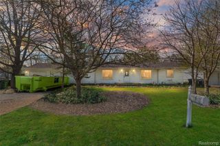 2378 Dawes Avenue, Shelby Charter Township, MI 48317