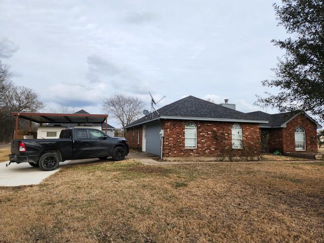 541 Bakers Branch Road, Waxahachie, TX 75167