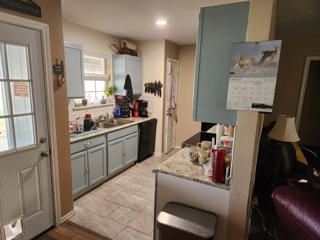 541 Bakers Branch Road, Waxahachie, TX 75167