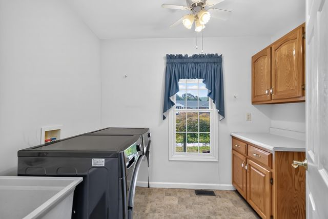 1050 Burnell Drive, Berea, KY 40403