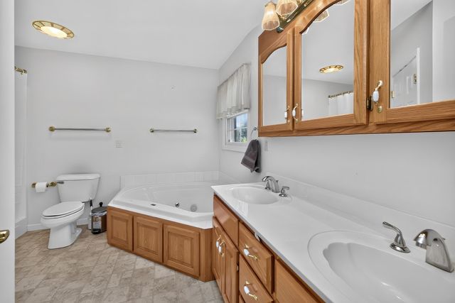 1050 Burnell Drive, Berea, KY 40403