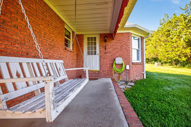 1050 Burnell Drive, Berea, KY 40403