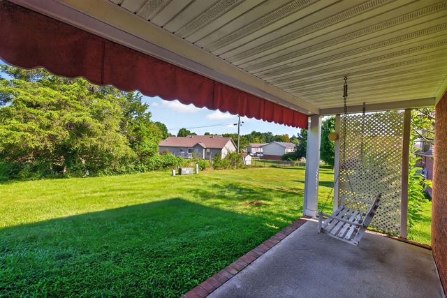1050 Burnell Drive, Berea, KY 40403