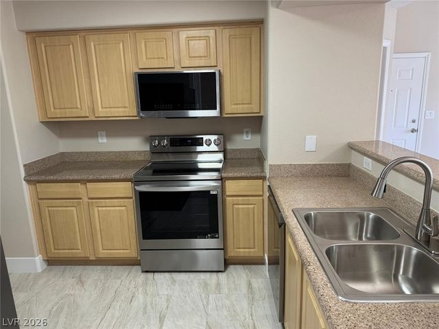 8000 West Badura Avenue 2017, Las Vegas, NV 89113