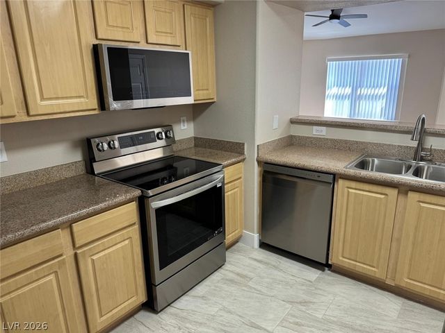 8000 West Badura Avenue 2017, Las Vegas, NV 89113