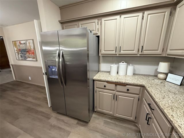 2604 W Broadway Street, Broken Arrow, OK 74012