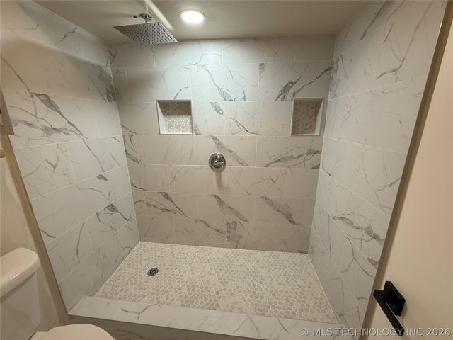 2604 W Broadway Street, Broken Arrow, OK 74012