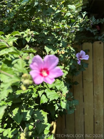 2604 W Broadway Street, Broken Arrow, OK 74012