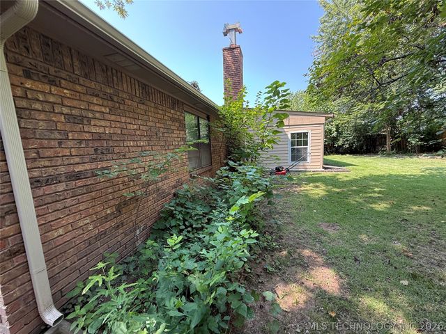 2604 W Broadway Street, Broken Arrow, OK 74012