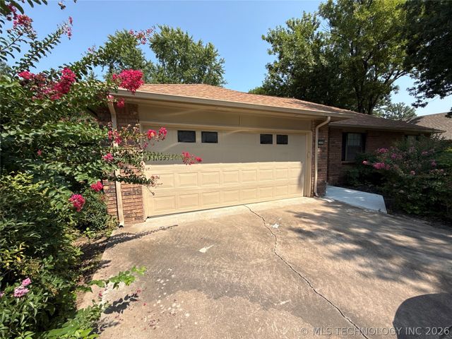 2604 W Broadway Street, Broken Arrow, OK 74012