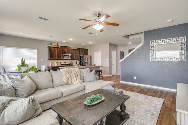 5124 Meadow Lane, Krum, TX 76249