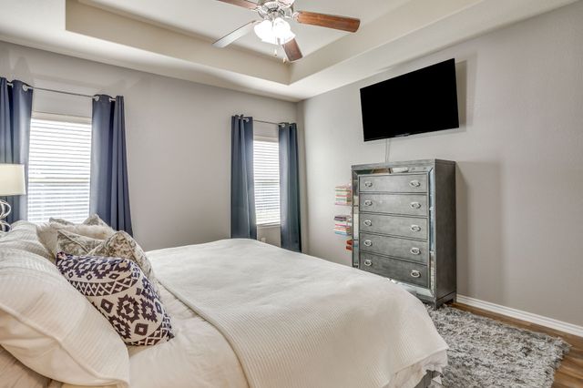 5124 Meadow Lane, Krum, TX 76249
