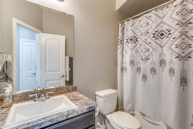 5124 Meadow Lane, Krum, TX 76249