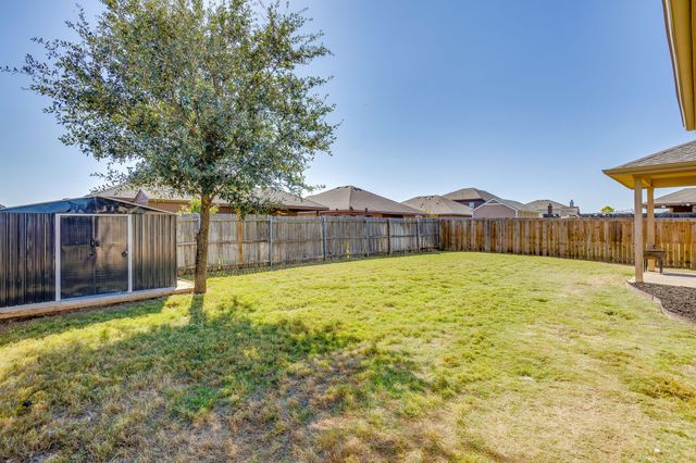 5124 Meadow Lane, Krum, TX 76249