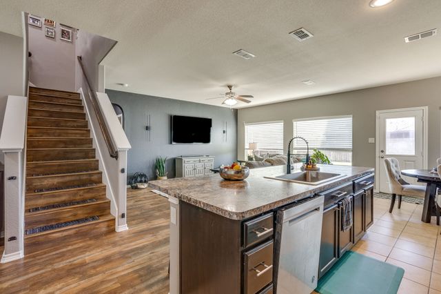 5124 Meadow Lane, Krum, TX 76249
