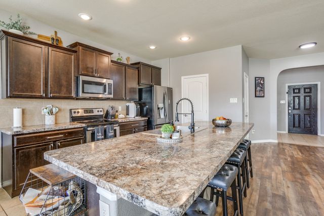 5124 Meadow Lane, Krum, TX 76249