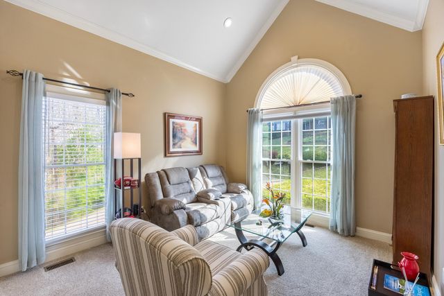 1953 Ridge Point Drive NW, Cleveland, TN 37311