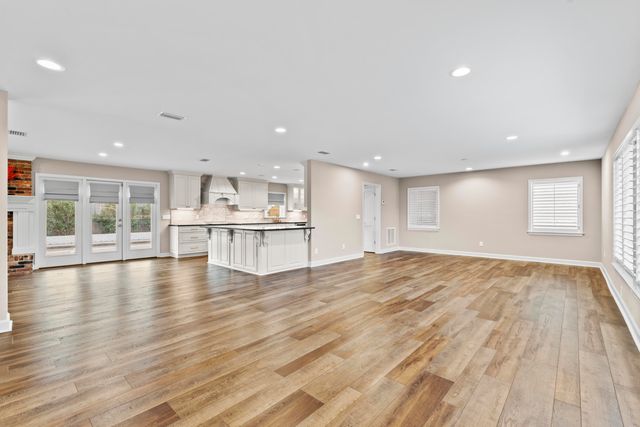 200 Hollis Avenue, Panama City, FL 32401