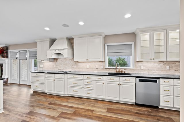 200 Hollis Avenue, Panama City, FL 32401