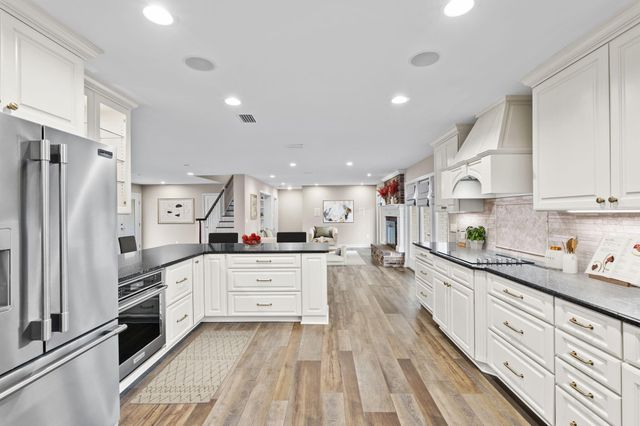 200 Hollis Avenue, Panama City, FL 32401