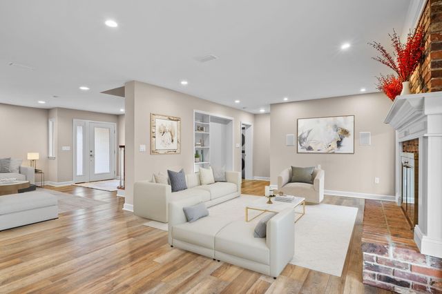 200 Hollis Avenue, Panama City, FL 32401