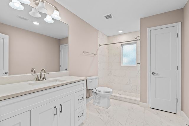 200 Hollis Avenue, Panama City, FL 32401