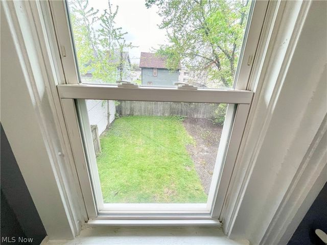 976 Rondel Road, Cleveland, OH 44110