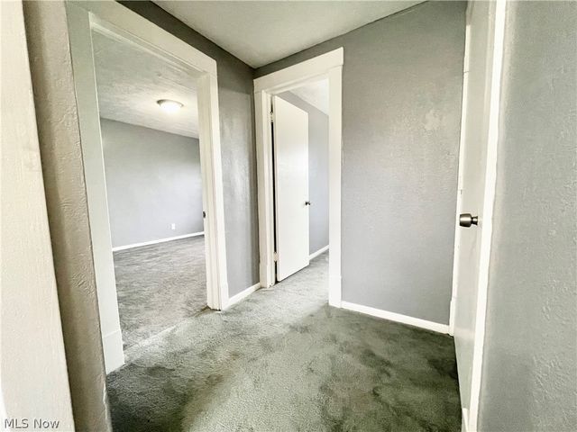 976 Rondel Road, Cleveland, OH 44110