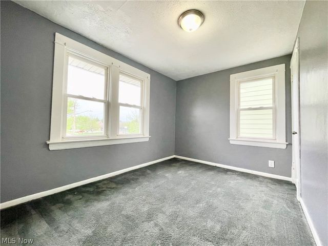 976 Rondel Road, Cleveland, OH 44110