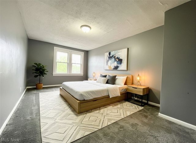 976 Rondel Road, Cleveland, OH 44110