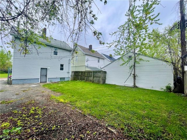 976 Rondel Road, Cleveland, OH 44110