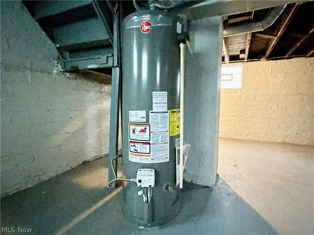 976 Rondel Road, Cleveland, OH 44110