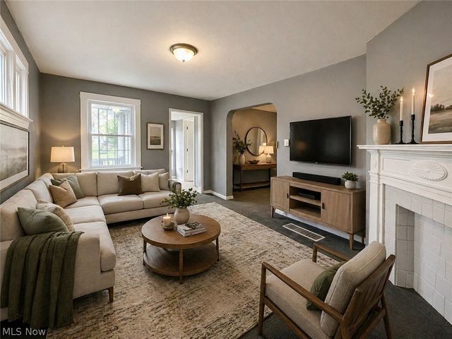 976 Rondel Road, Cleveland, OH 44110