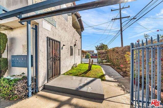 13304 Roselle Avenue, Hawthorne, CA 90250