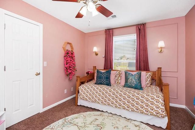 7530 N Skiles Court, Kansas City, MO 64158
