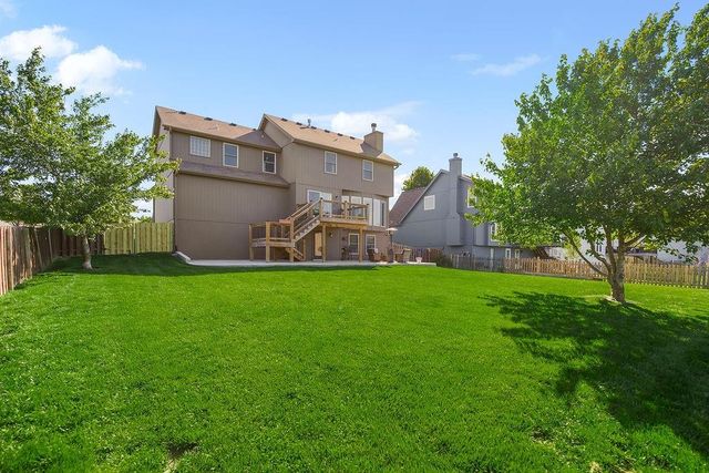 7530 N Skiles Court, Kansas City, MO 64158