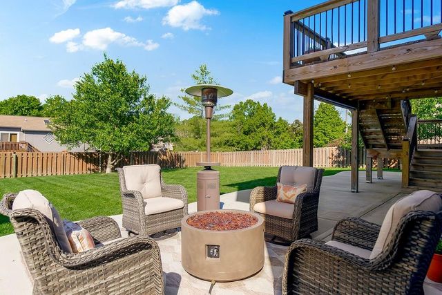 7530 N Skiles Court, Kansas City, MO 64158