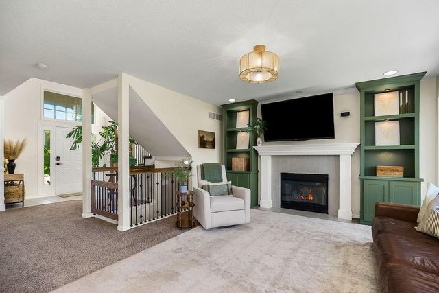 7530 N Skiles Court, Kansas City, MO 64158