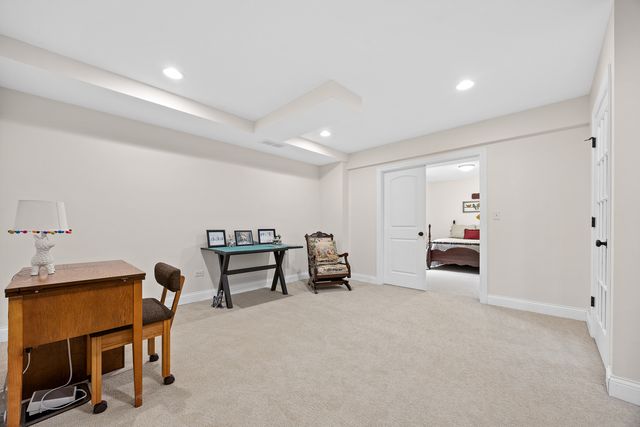 352 Andover Drive, Oswego, IL 60543