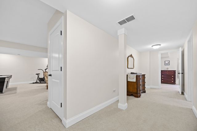 352 Andover Drive, Oswego, IL 60543