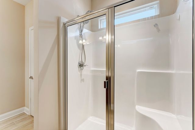 1326 Whispering Oaks Dr, Lebanon, TN 37090